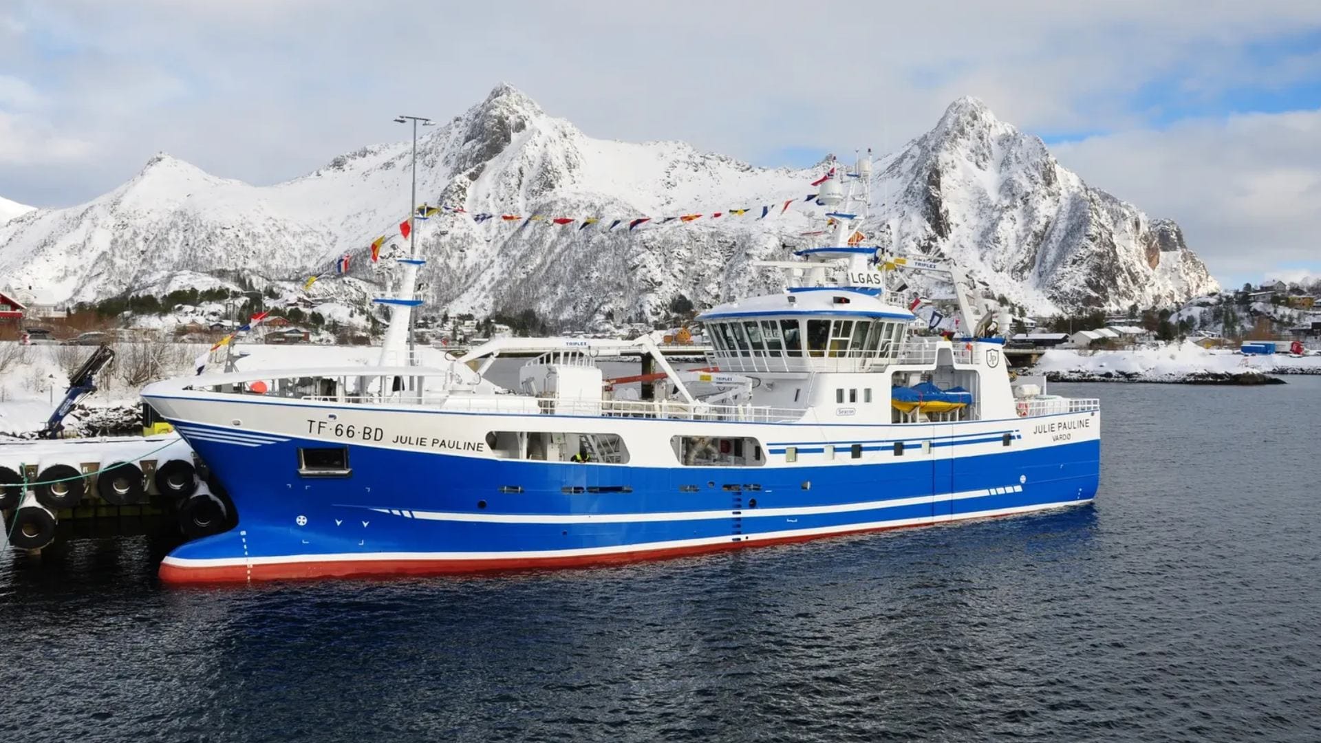 Optimizing commercial fishing vessel interiors with professional marine engineering and installation