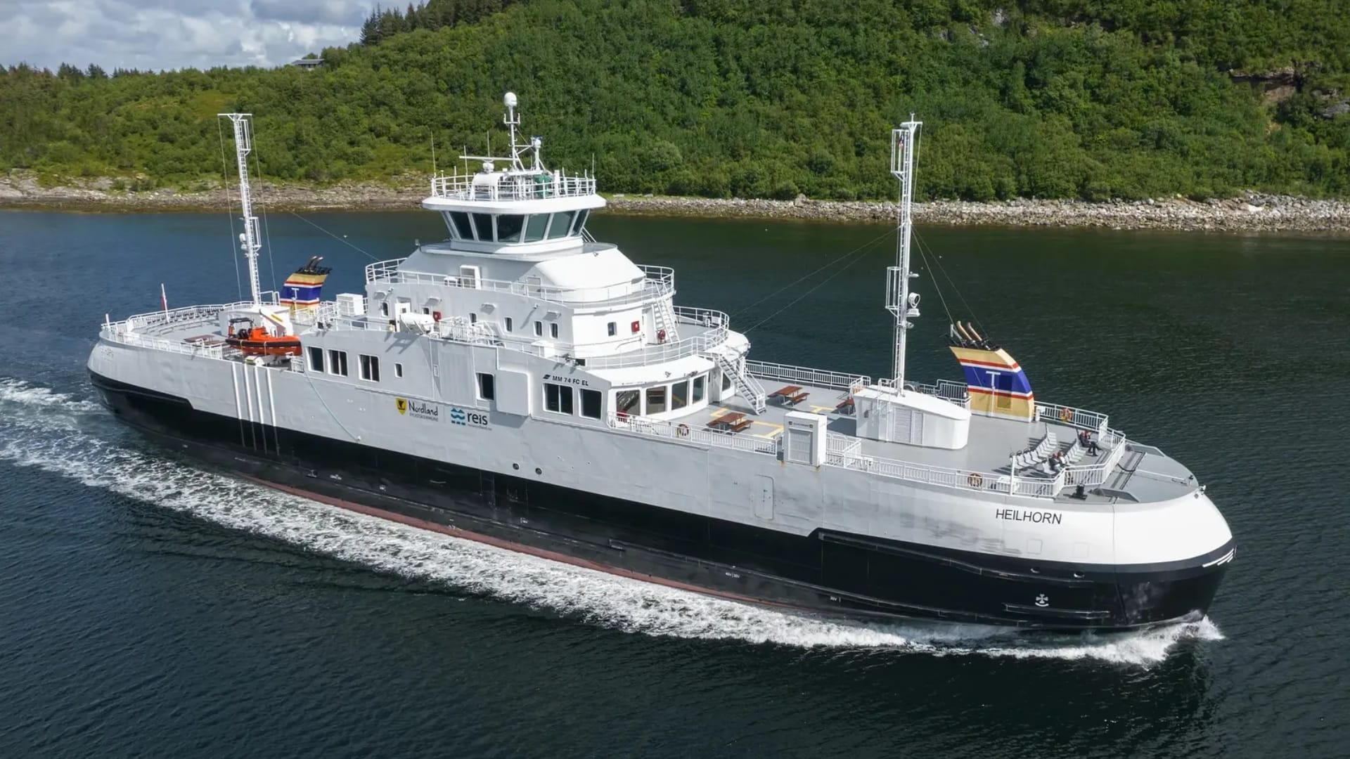 The importance of technical interior outfitting for Heilhorn vessel projects by Accomar