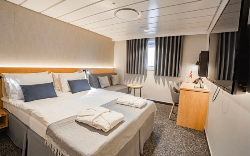 Expert Project Management from Concept to Delivery