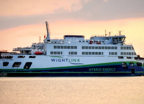 Victoria of Wight Detail