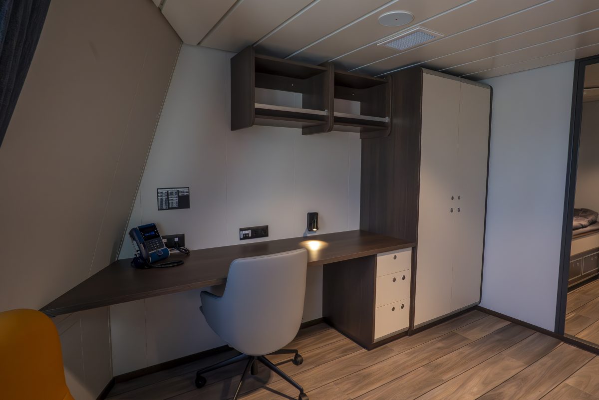 Accomar Cabin Work Desk Wardrobe Storage