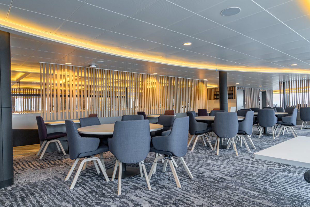 Accomar Cruise Ship Restaurant Seating Area