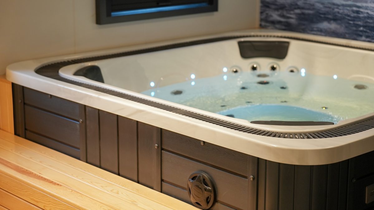 Accomar Marine Jacuzzi Water Relaxation Area