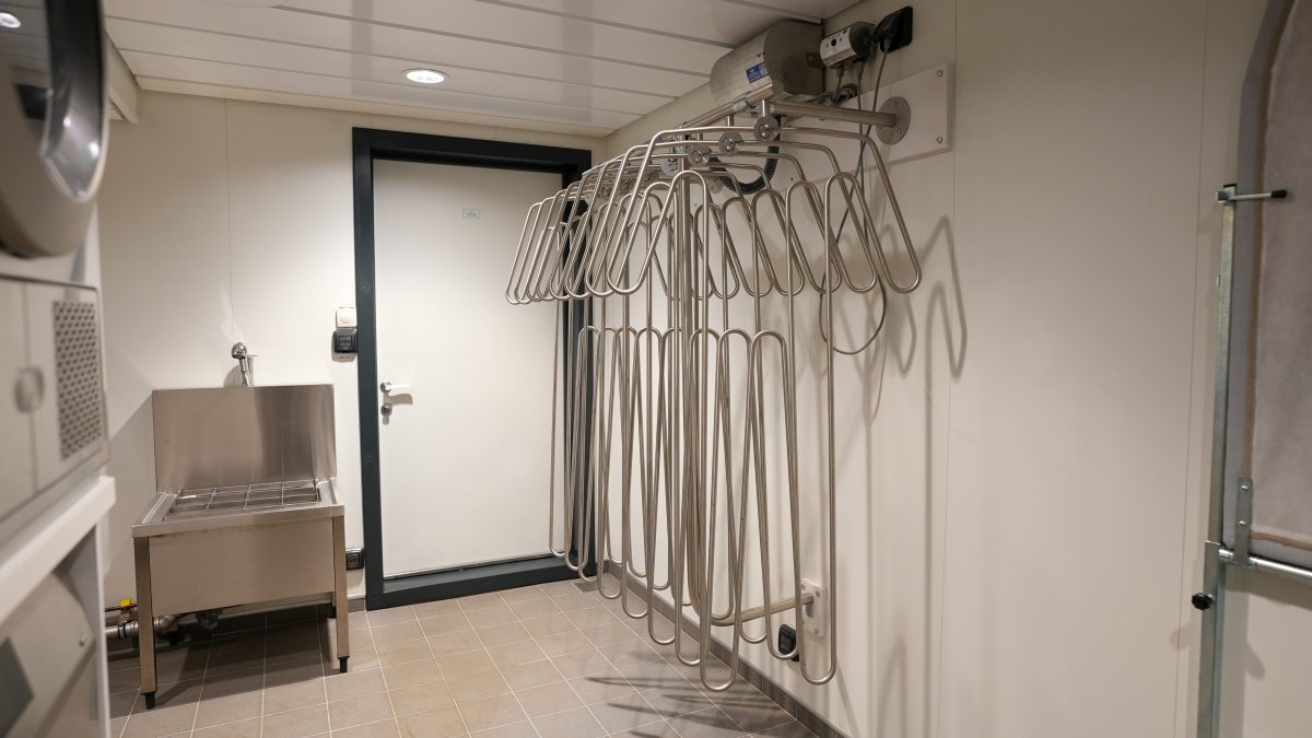 Accomar Marine Laundry Drying Rack System