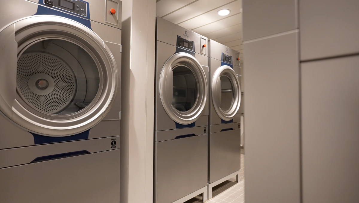 Accomar Marine Laundry Room Machines