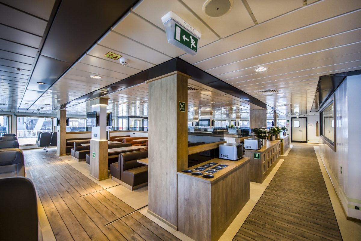 Accomar Marine Lounge Interior