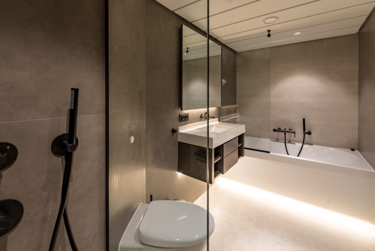 Accomar Marine Luxury Bathroom Interior