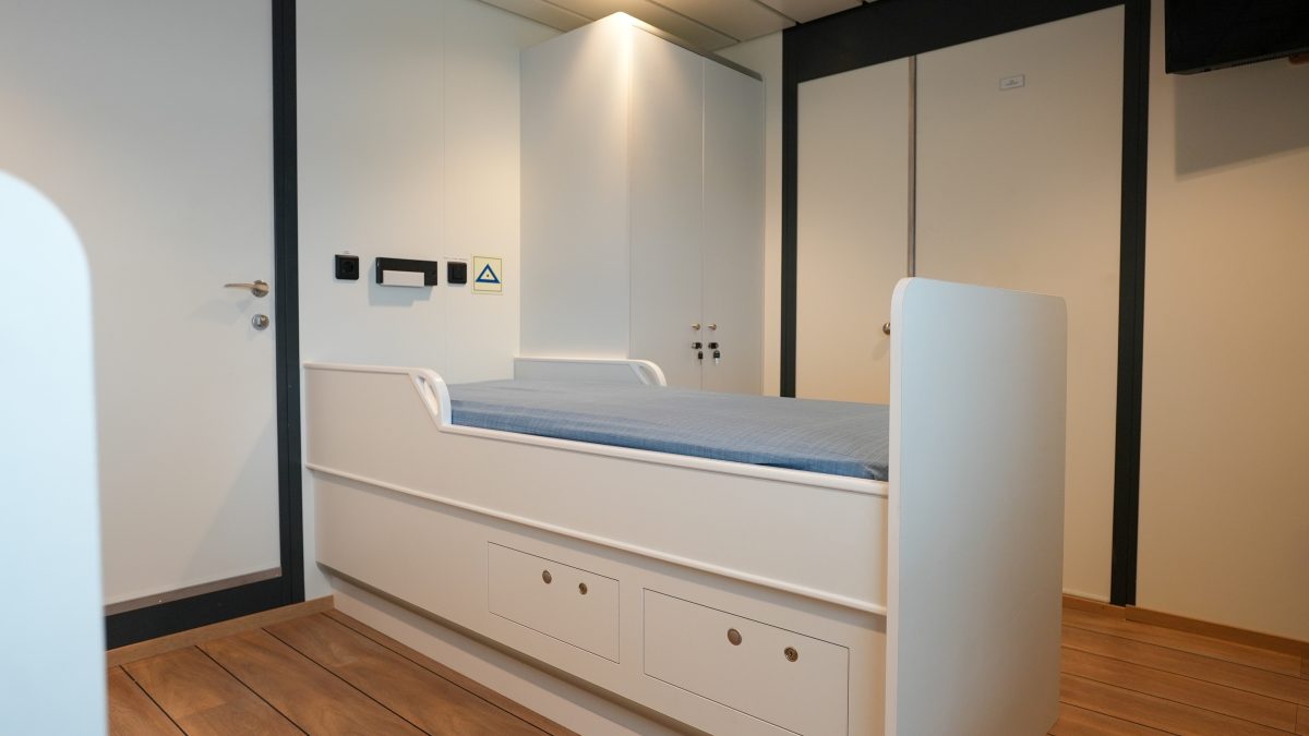 Accomar Marine Medical Room Bed Interior