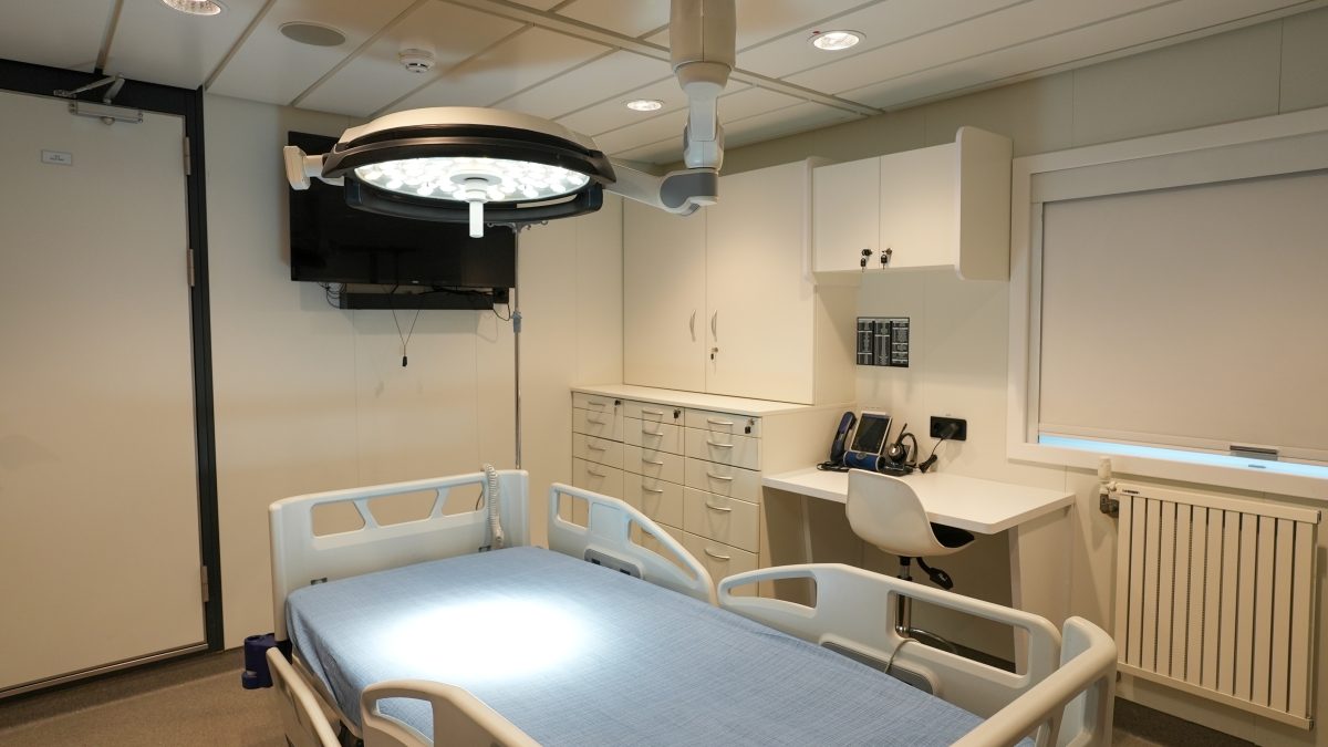 Accomar Marine Patient Room With Medical Lighting