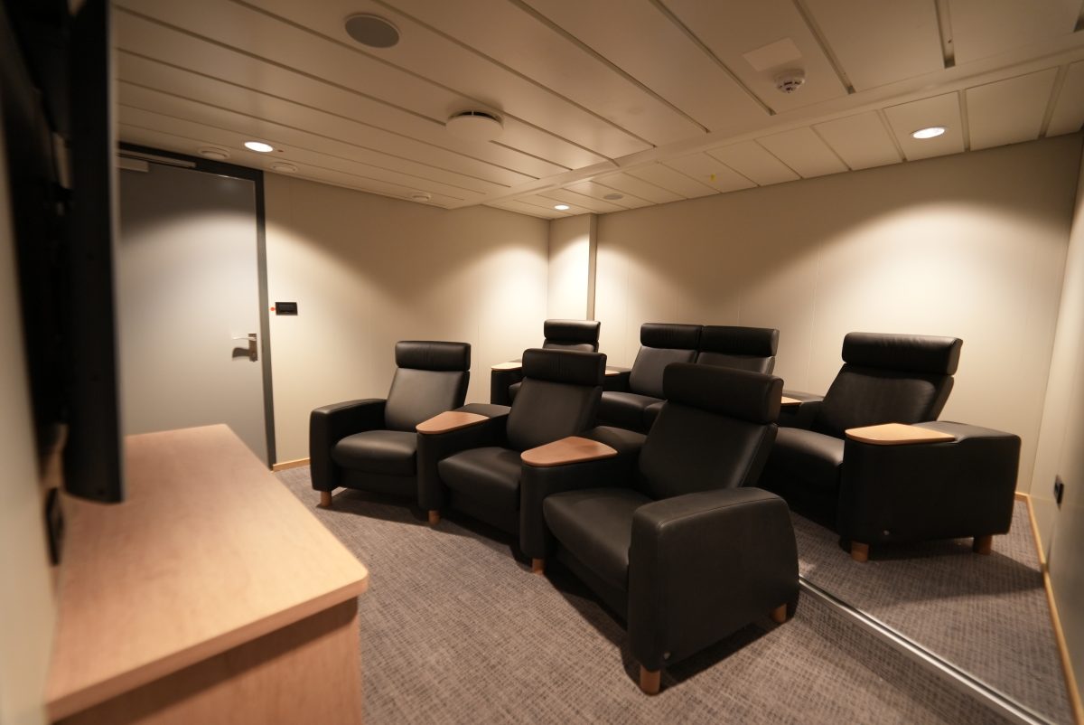 Accomar Marine Private Cinema