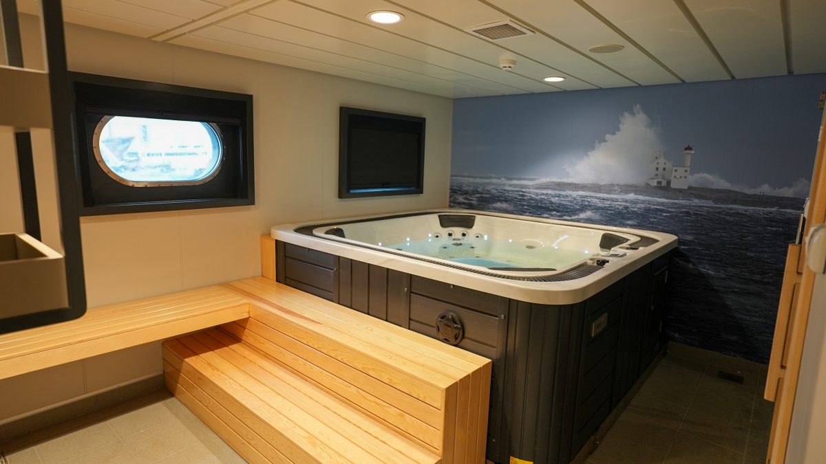 Accomar Marine Spa Jacuzzi Lounge