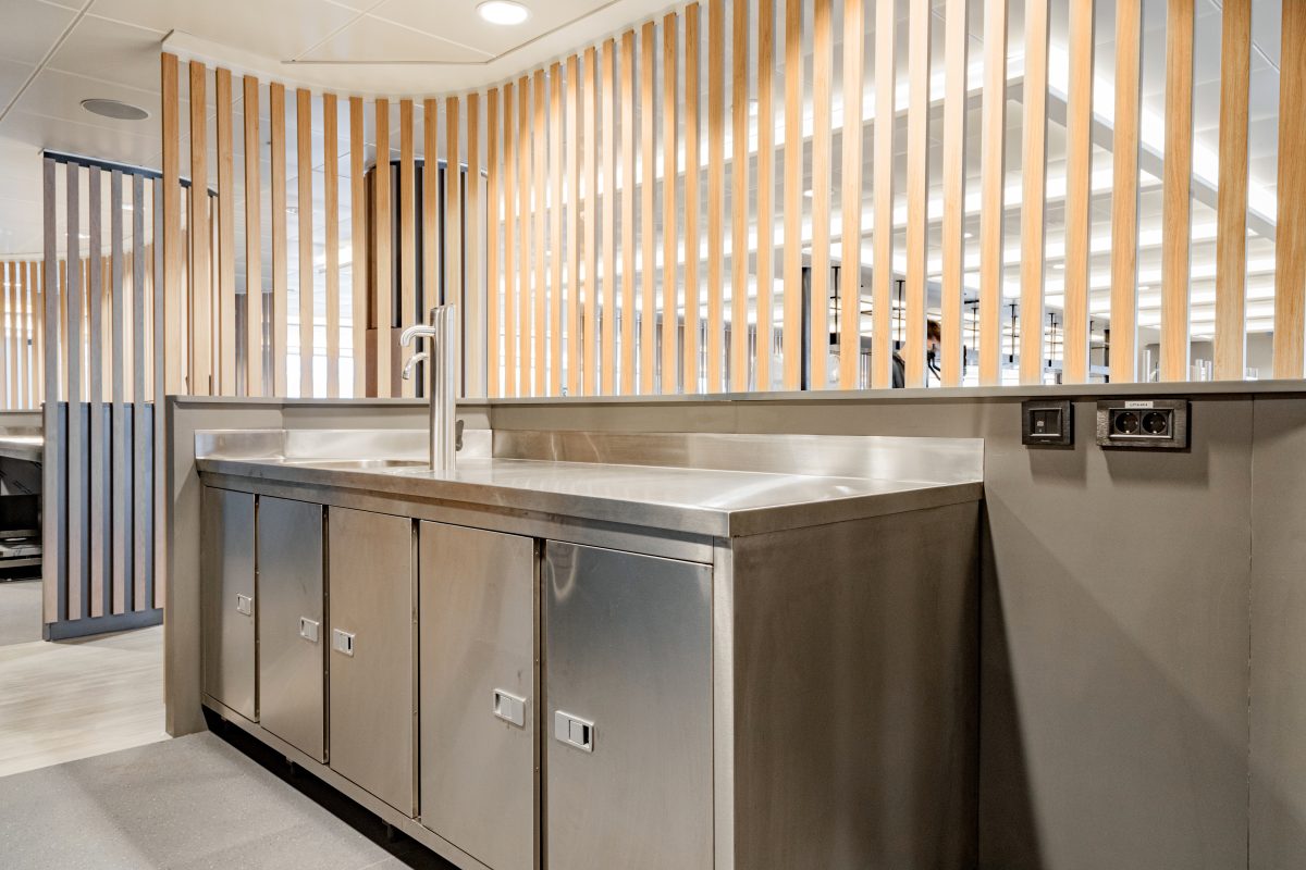 Accomar Marine Stainless Steel Handwash And Service Counter Area