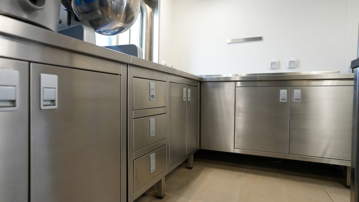 Accomar Marine Stainless Workstation
