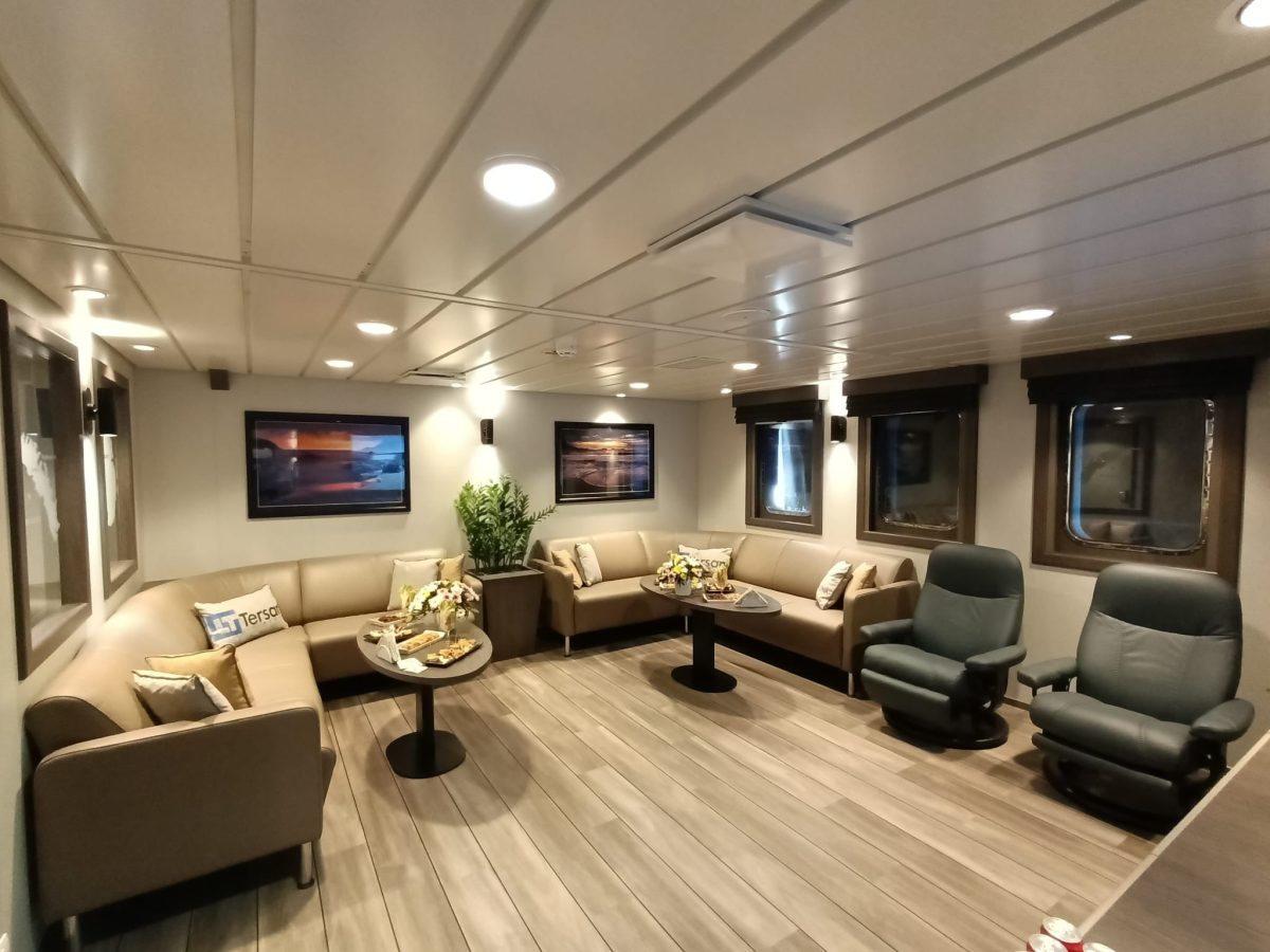Accomar Modern Ship Premium Lounge Area